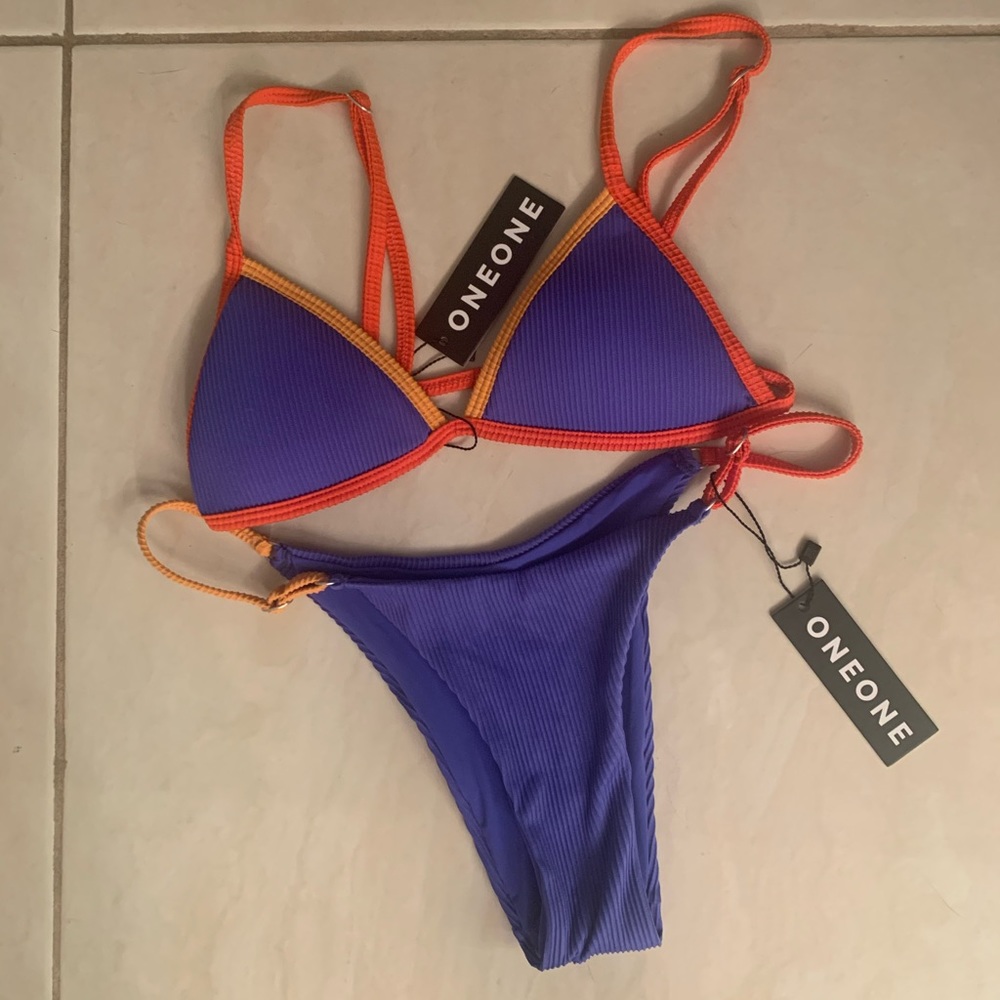 one one swimwear two piece bikini small NWT - Picture 3 of 4